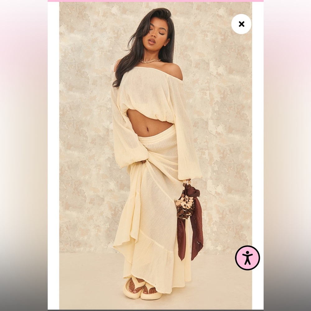 Pretty little thing two piece skirt set